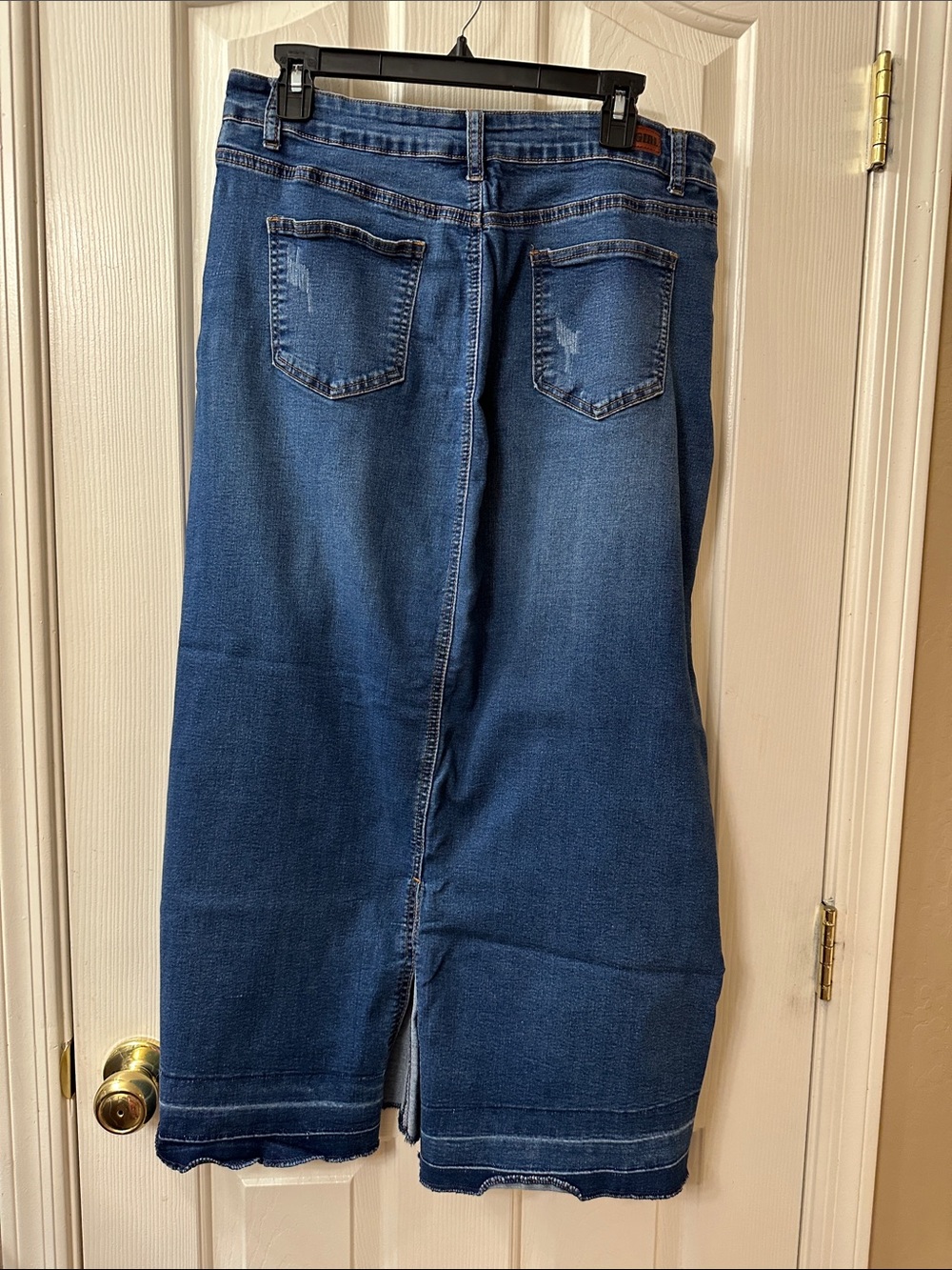 Denim Midi Skirt in Dark Blue - Women's Casual Skirt size L - Picture 2 of 5